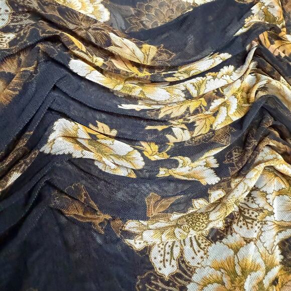 Marciano by Guess black moody floral rouched long sleeve blouse - medium - Picture 5 of 8